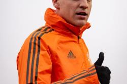 九游官方网站欧联倒计时，广东宏远今晚队长鼓劲，细节引发关注，媒体盛赞，赛程密集仍需轮换的简单介绍