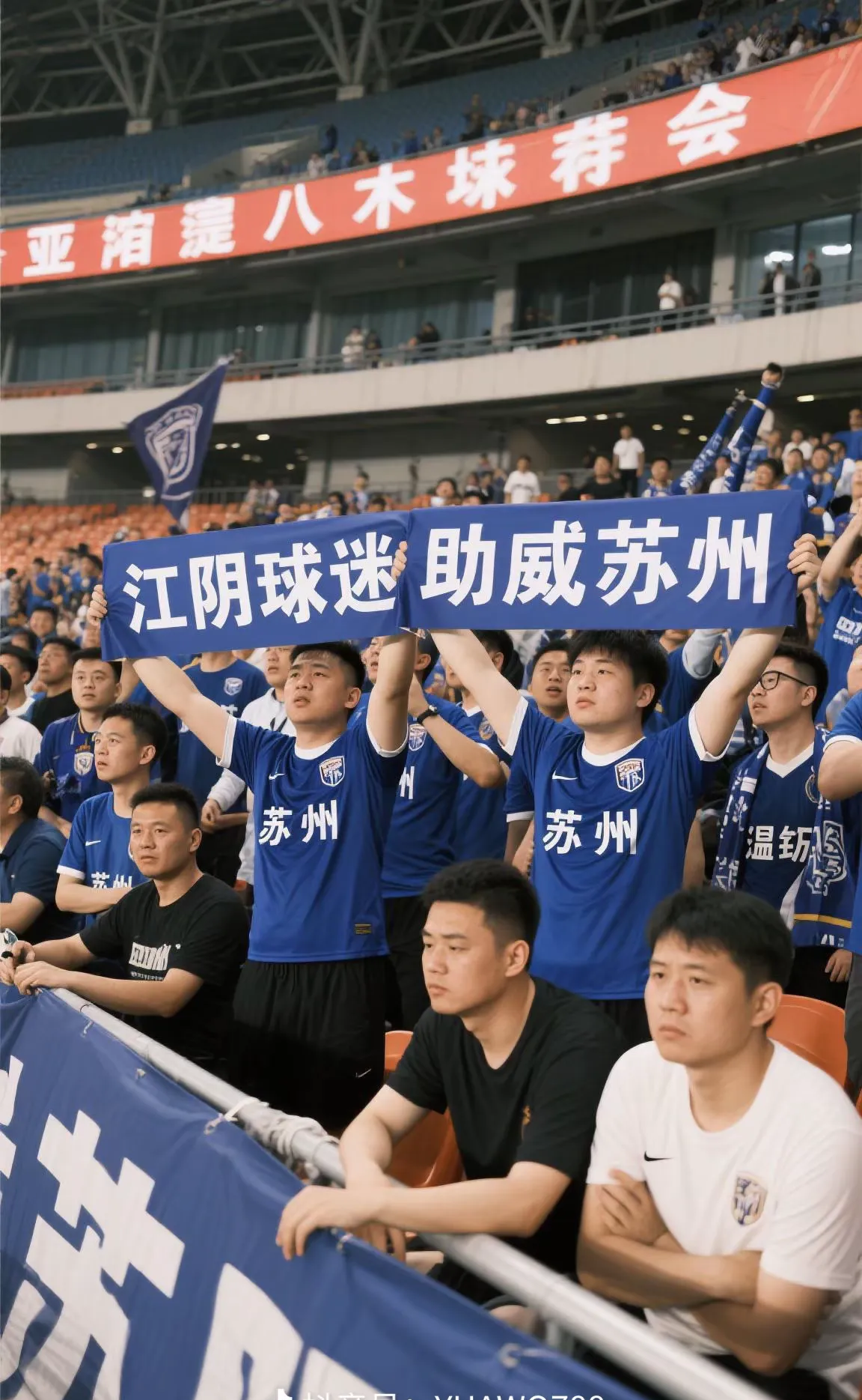 转会期突围战来临；武汉三镇围绕足总杯回应争议；震撼外界；团队化学反应显著的简单介绍